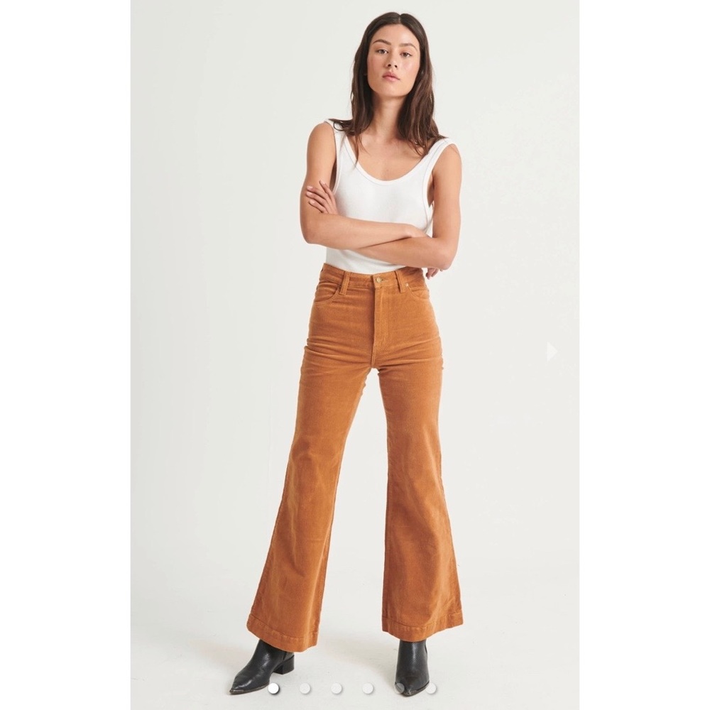 Rolla’s Eastcoast Flare - Tan Corduroy